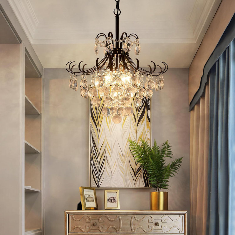 Lustre en cristal moderne avec luminaire suspendu à 4 lumières pour la salle à manger, le salon, la chambre à coucher et la cuisine, plafonnier à finition chromée