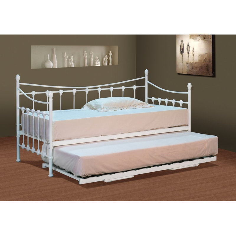 Behr Daybed (Trundle not included)