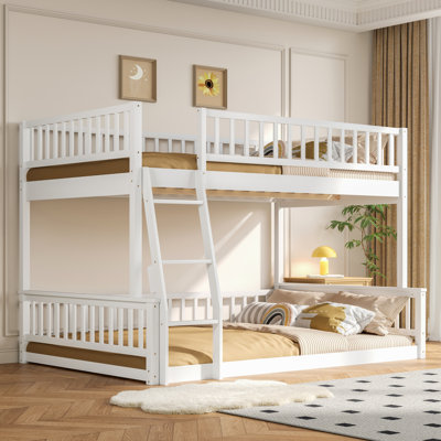 Lit double superposé au-dessus d'un grand lit double avec échelle et garde-corps, blanc - Lit pour enfant / adolescent robuste et peu encombrant