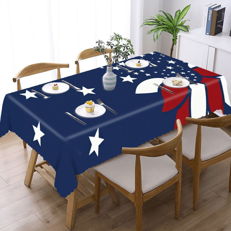 Nappe rectangulaire festonnée à motif floral Star