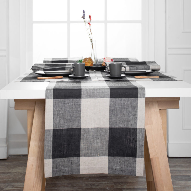Chemin de table D'Moksha Homes, L 90 po x l 14 po, Black/Natural