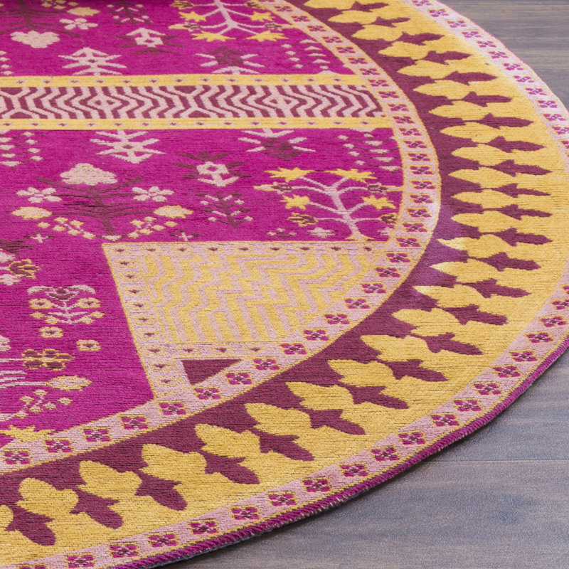 Estep Performance Geometric Rug, Round 6'