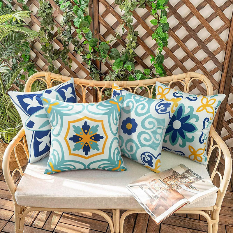 Ensemble de 4 housses de coussins décoratifs ..., Floral jaune / blanc / bleu