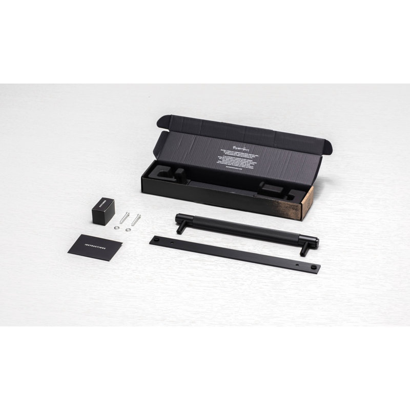 Pull Bar / Plate / Cross, Black, 8 43/50"