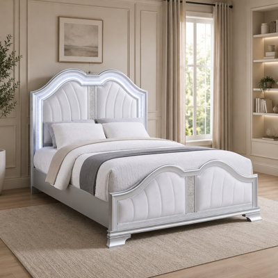 Très grand lit arqué Mody avec DEL, rayures scintillantes, revêtement en tissu argenté, gris