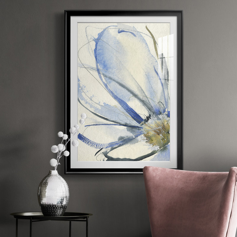 «Cobalt & Paynes Petals I», reproduction encadrée de qualité supérieure, prête à être accrochée, Cadre noir