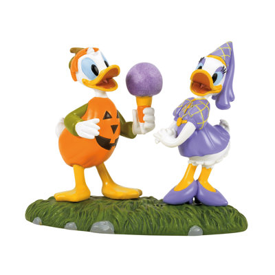 Department 56 Disney Village Accessories Donald and Daisy Duck Sweets for a Sweetie Figurine 3.1 Inch