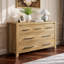 Table de chevet et commode-123386541