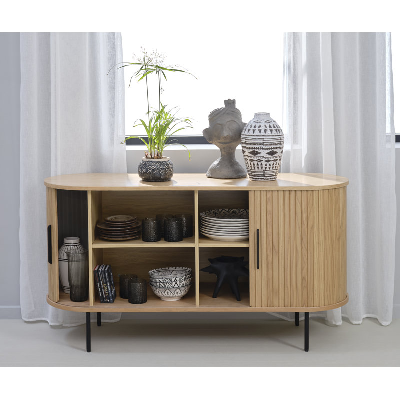 Teneasha 140cm Sideboard, Natural
