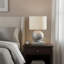 Lighting, 19 po, lampe de table, résine grise, abat-jour ivoire / crème, moderne