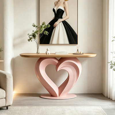 Console de luxe en forme de cœur