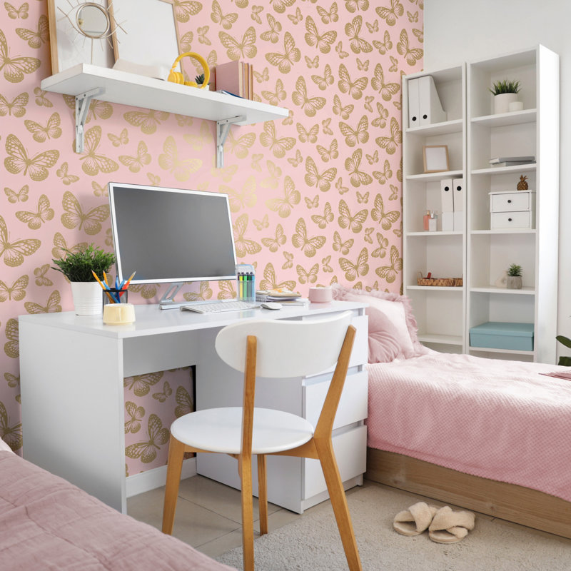 Papier peint fantaisiste avec papillons métalliques roses