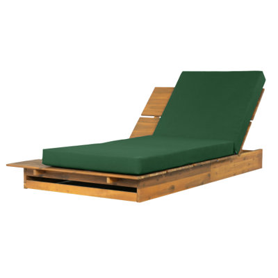 Chaise longue d'extérieur en fer-blanc et teck, avec accoudoirs rabattables, capacité de 181 kg et dossier réglable, idéale pour terrasse, piscine ou jardin.