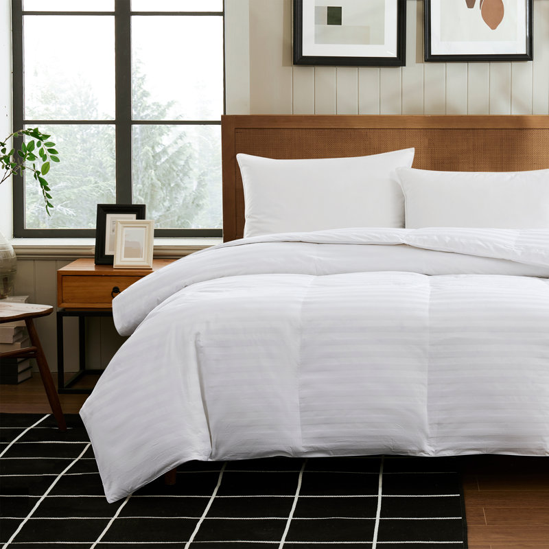 Queen White Cotton Reversible Down Comforter