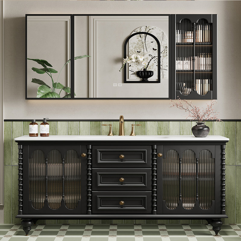 Armoire de salle de bain rétro, 67"
