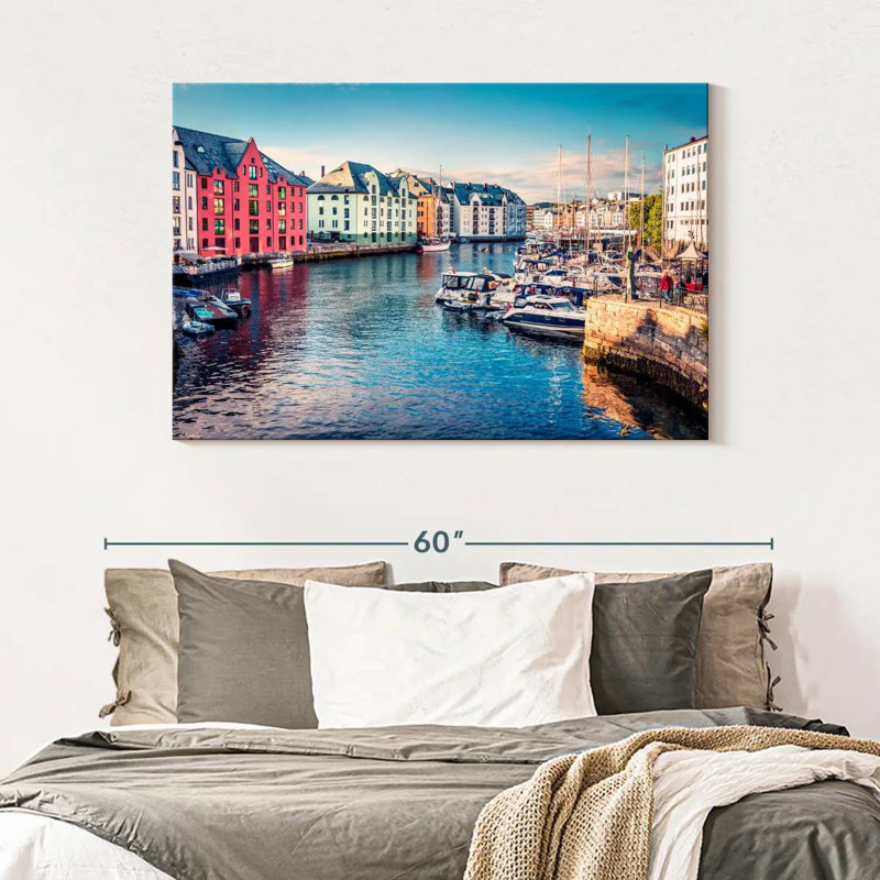 Gillard Alesund Seaside Town