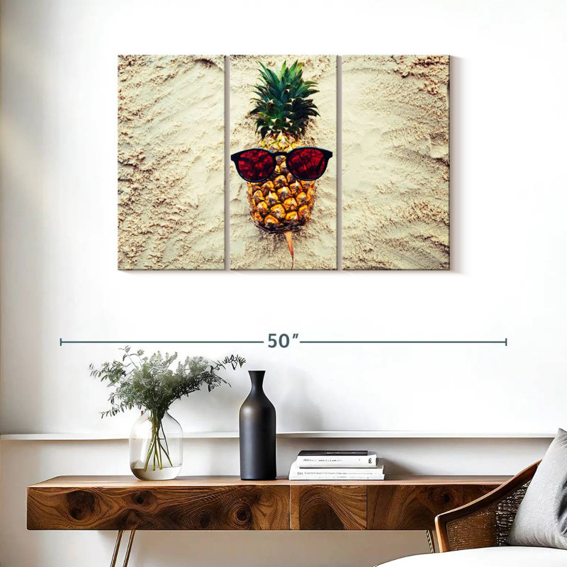Yarlin Cool Sandy Pineapple, 24" H x 38" W