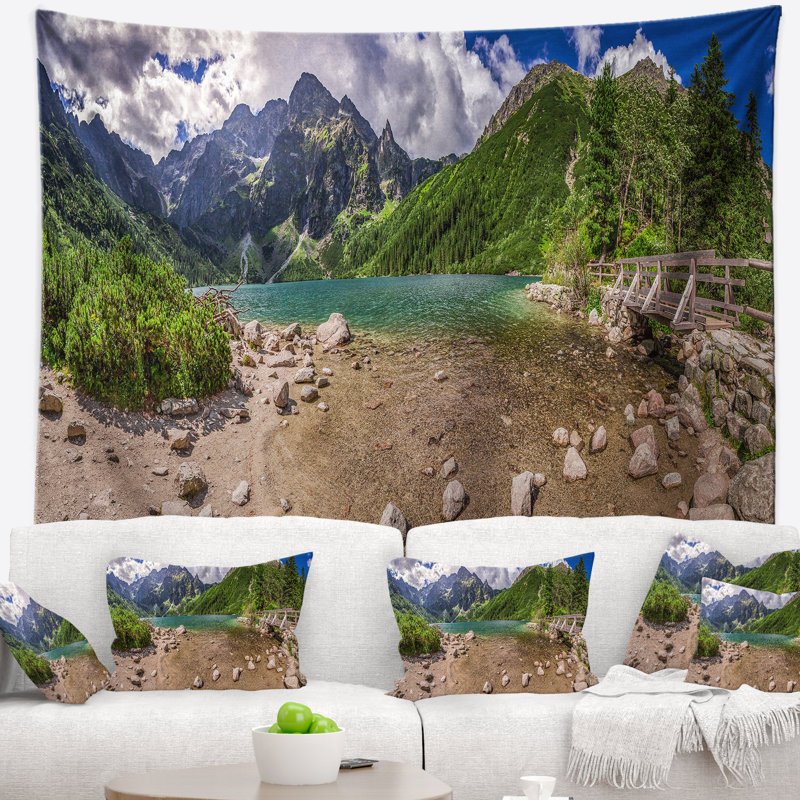 Lac majestueux dans la tapisserie des montagnes de tatra Landscape, H 32 po x l 39 po
