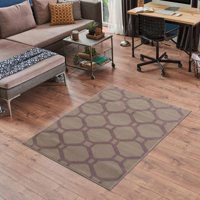 Gusta Geometric Area Rug