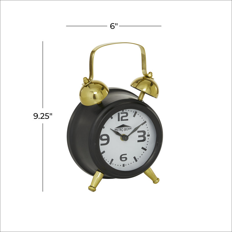 Horloge traditionnelle en acier inoxydable noir, H 9,25 po x l 6 po x P 3,45 po
