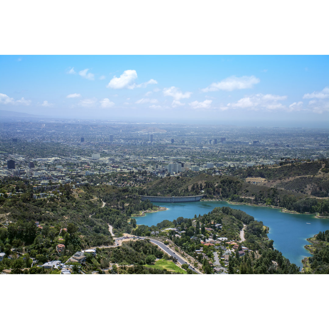 Leinwandbild Hollywood Reservoir von oben auf dem Hollywood Sign