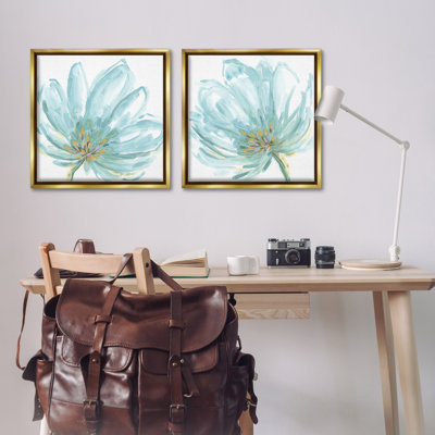 «Blue Blossoms On White» par June Erica Vess, 2 pièces sur toile