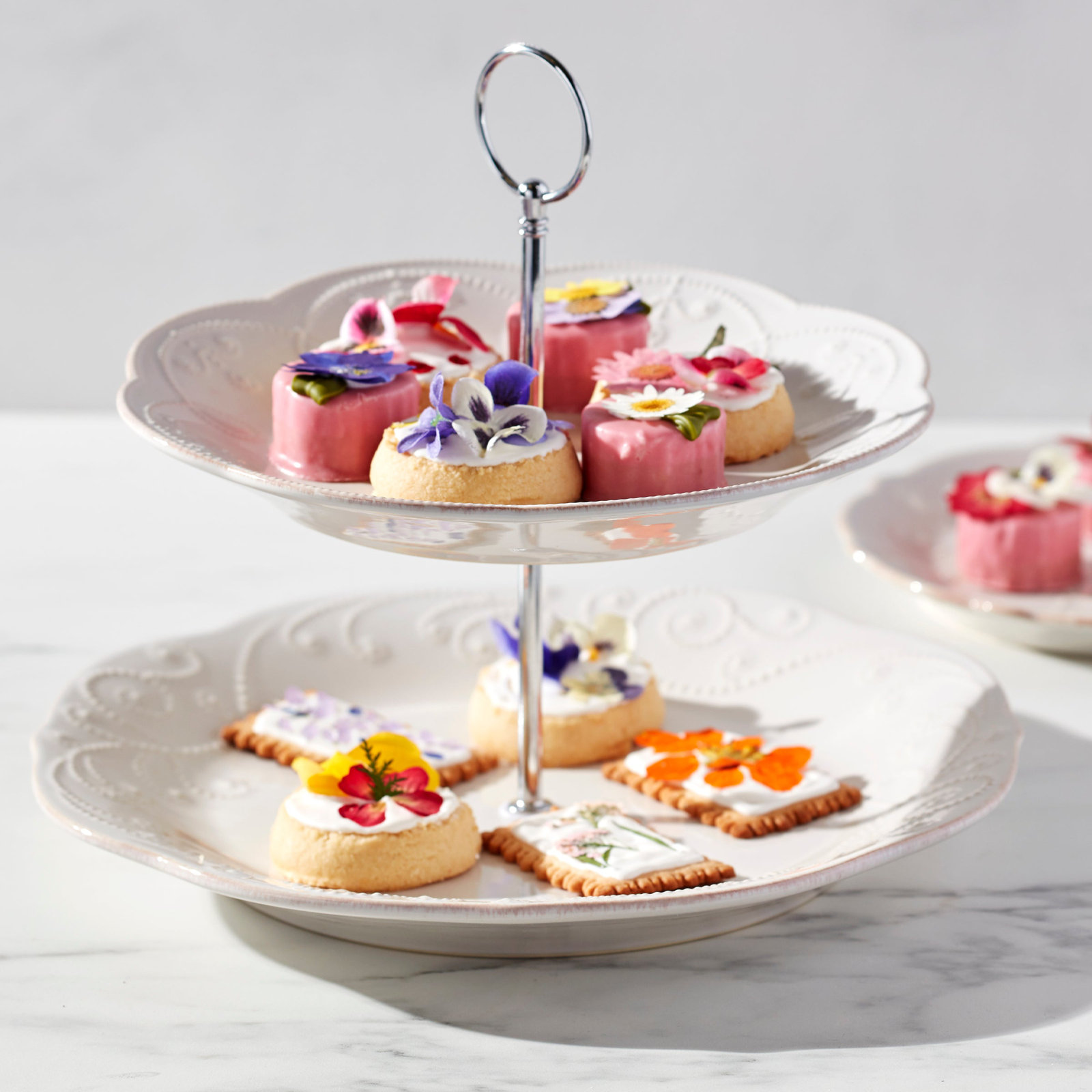 French Perle 2-Tiered Server