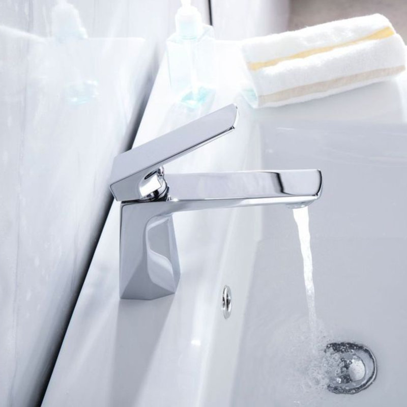 Single-handle Bathroom Faucet