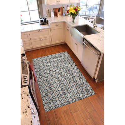 Tapis de cuisine à profil bas Un-Rug Dwight par Matterly