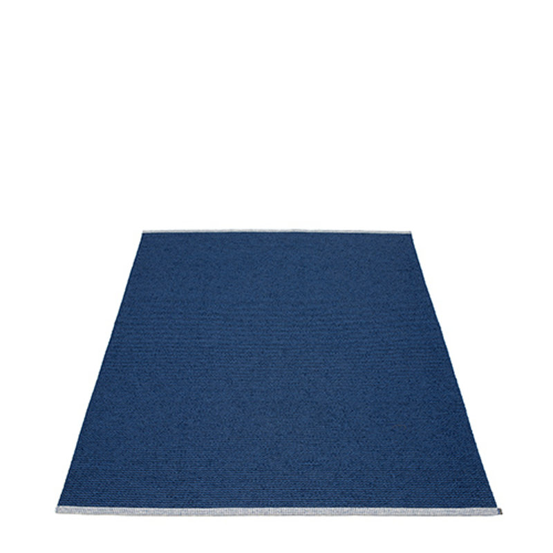 Mono Area Rug in Navy, Rectangle 4'6" x 6'6"