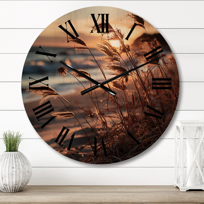 Horloge murale de plage Beach Breeze At Sunrise IV, Moyenne
