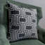 Ensemble de coussins décoratifs à motif de treillis géométrique gris anthracite Thomas Collection®-134020792