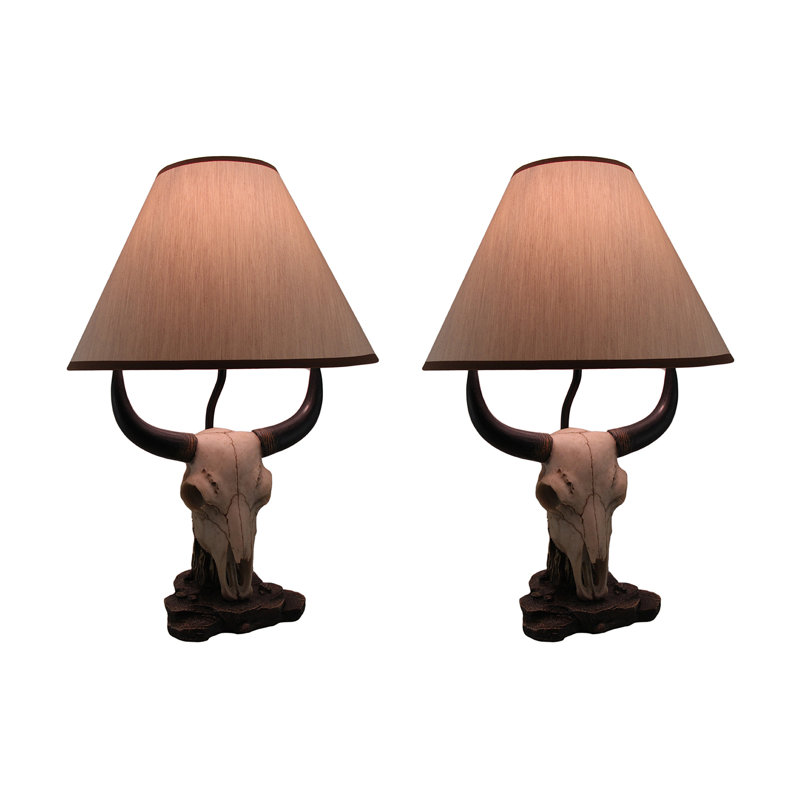 Aquilina Resin Table Lamp
