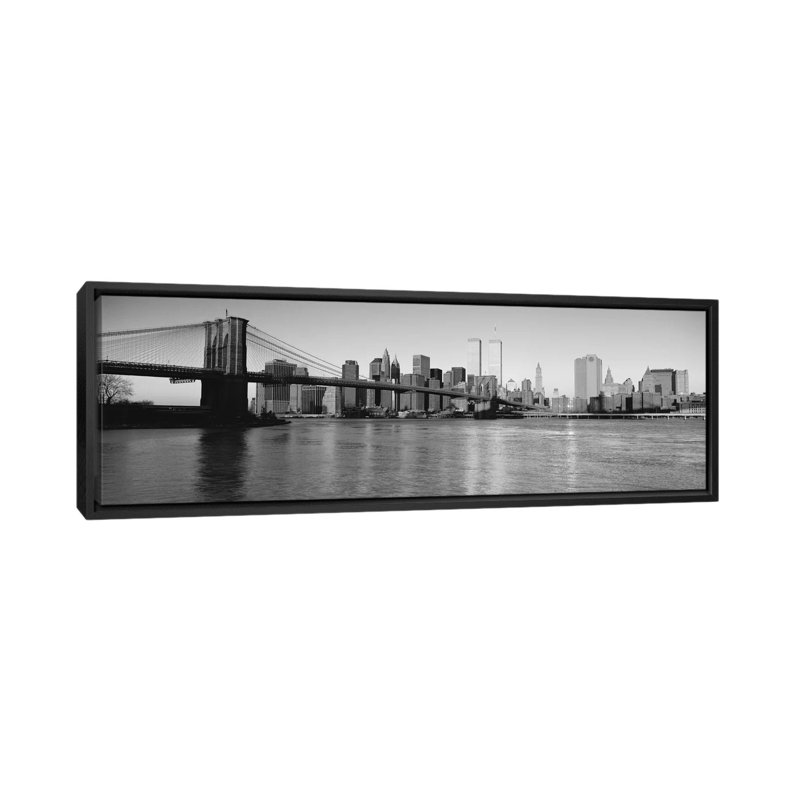 « new york horizon cityscape », reproduction de photo sur toile, H 20 po x l 60 po x P 1,5 po, Toile avec cadre noir