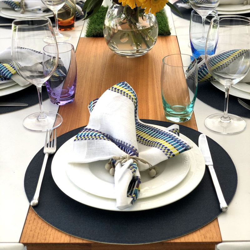 Chic Denim 100% Phthalate-free Vinyl Round Placemats, White/Navy