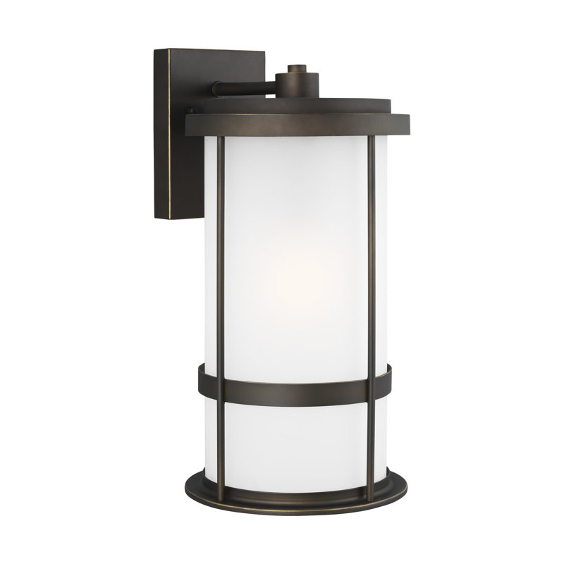 Grande lanterne murale d'extérieur à une lumière Wilburn de Génération Éclairage , Bronze antique, 60 W