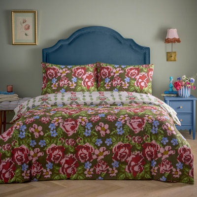 Feeoni Cottage Floral Cotton Blend Floral Duvet Cover Set with Pillowcases Included