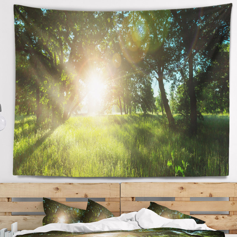 Tapisserie de forêt avec une journée ensoleillée, H 78 po x l 92 po