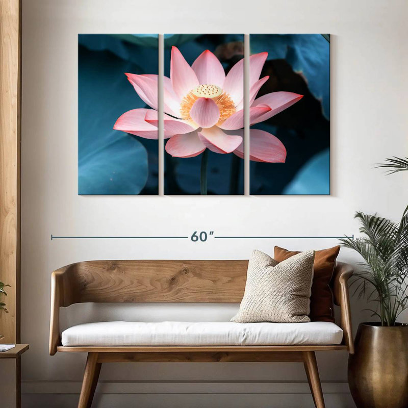 Harnek Lotus envoûtant, H 32 po x l 50 po