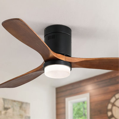 Ventilateur de plafond 52 pouces avec 3 lumières et 3 pales en bois massif