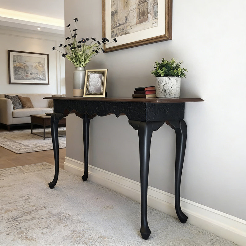 Console de style français en bois sculpté