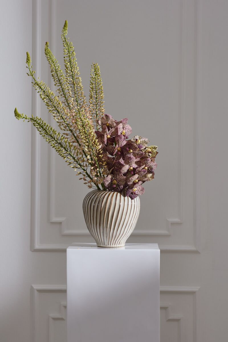 Tomar Vase 8.5"x 8.5"