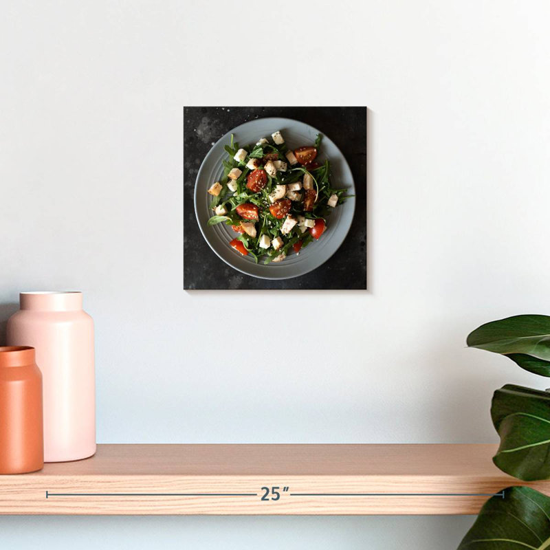 Salade de poulet à la feta Yarlin, H 36 po x l 36 po