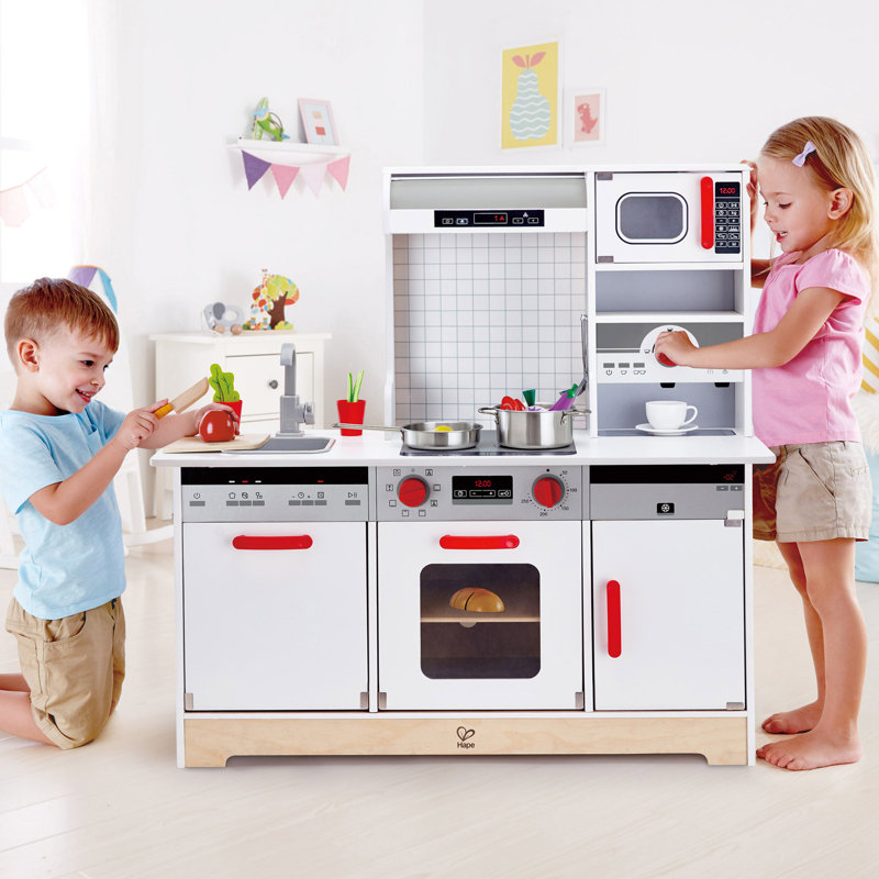 Preschool with Kitchen Accessories
