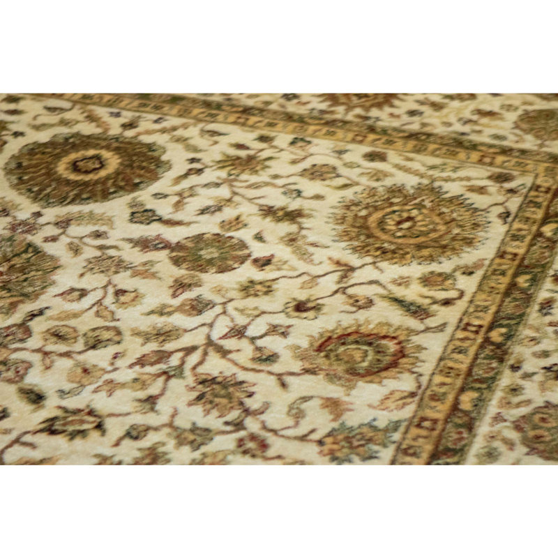 High-Quality Hand-Knotted Cream Area Rug