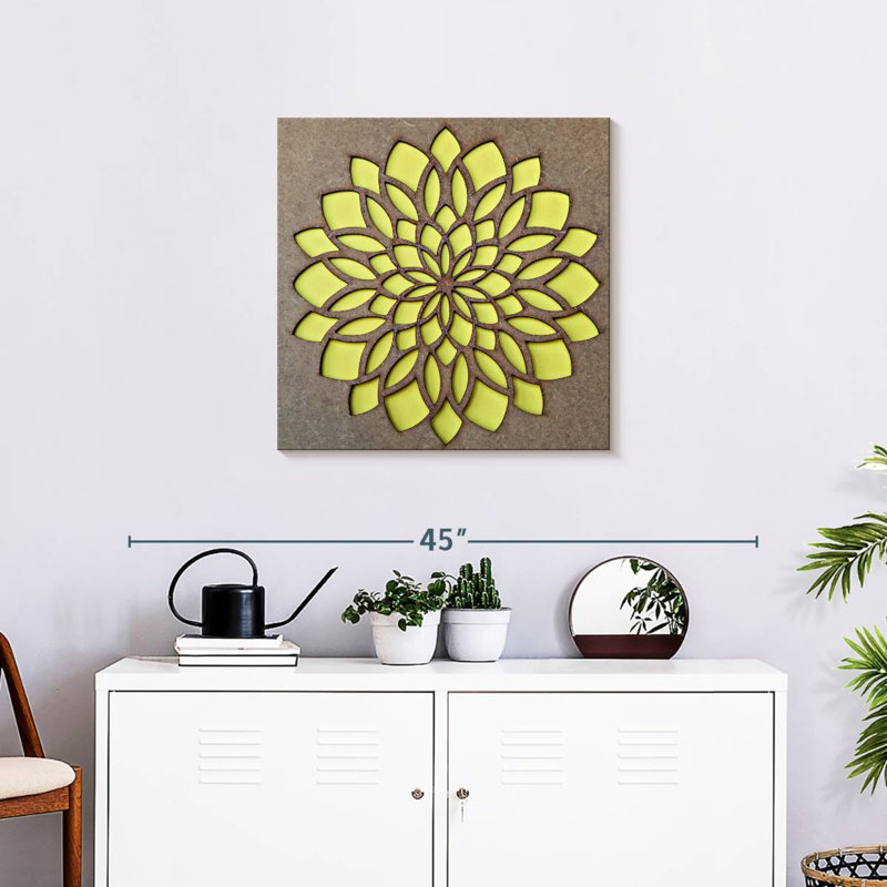 Mandala jaune Kerner, H 24 po x l 24 po