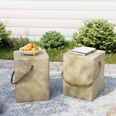 Table d'appoint en pierre Nayara
