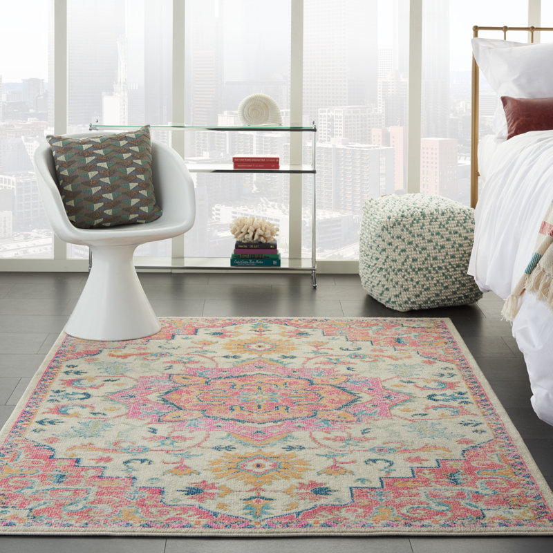 Tapis oriental vert Verda, Rectangle 3 pi 9 po x 5 pi 9 po