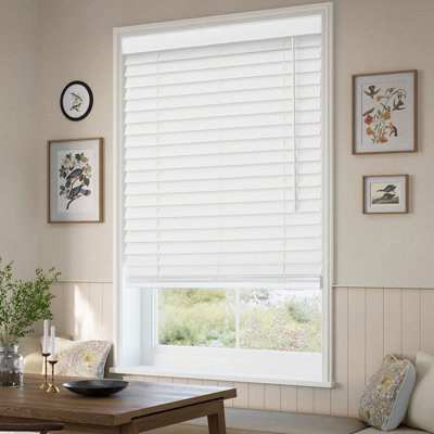 2“ Room Darkening, Cordless Faux Wood Holizontal/Venetian Textured Finished Blind 