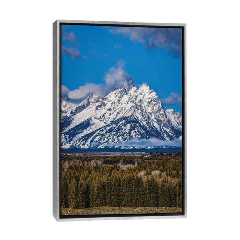 Grand Teton Mountain Range III - reproduction d'art murale - toile encadrée, H 40 po x l 26 po, Argent argent